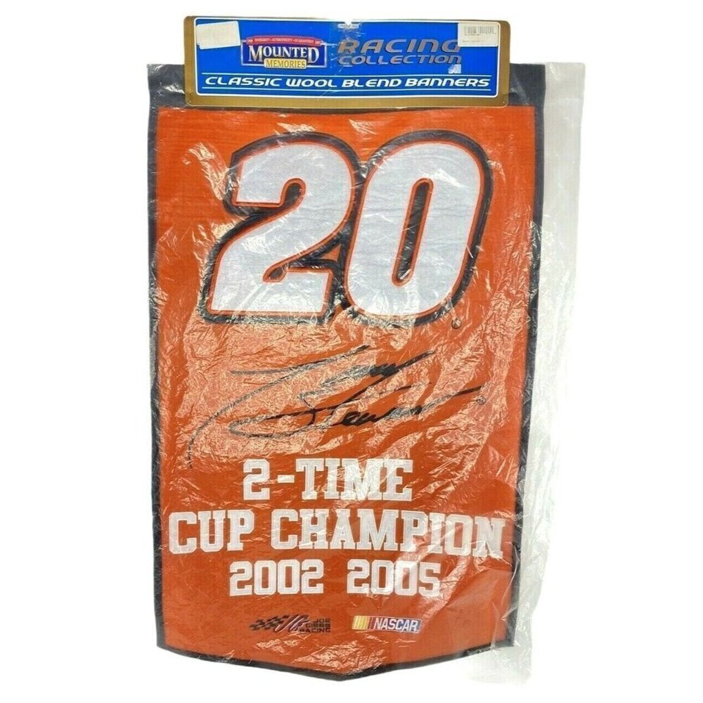 NASCAR Tony Stewart 22x36 Wool Blend Felt Racing Banner Mounted Memories 2007